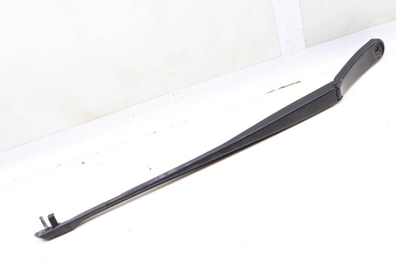 Windshield Wiper Arm 61617182594 — Used (SKU 635092)