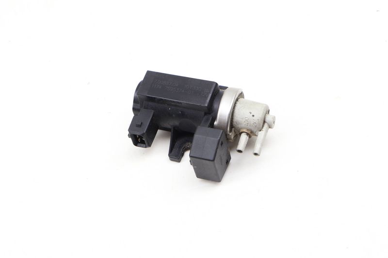 Turbo Boost Solenoid / Pressure Converter Valve 11747595374 — Used (SKU 635053)