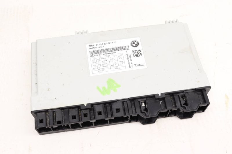 Seat Control Module 61359225624 — Used (SKU 426516)