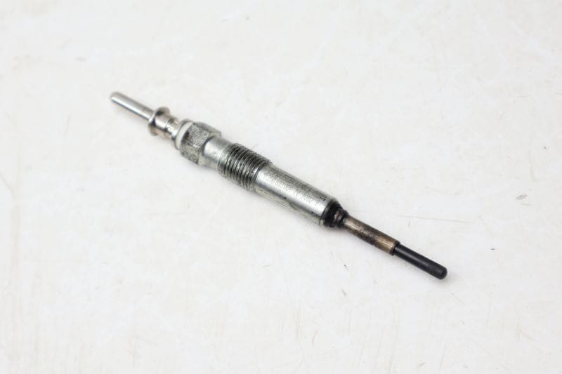 Diesel Glow Plug 12237807277 — Used (SKU 674031)