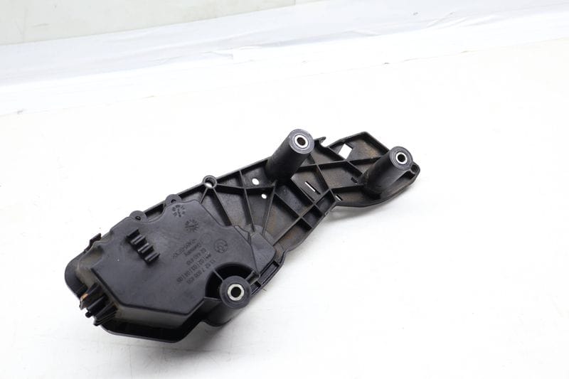 Dpf / Diesel Particulate Sensor Bracket 13627808456 — Used (SKU 674206)