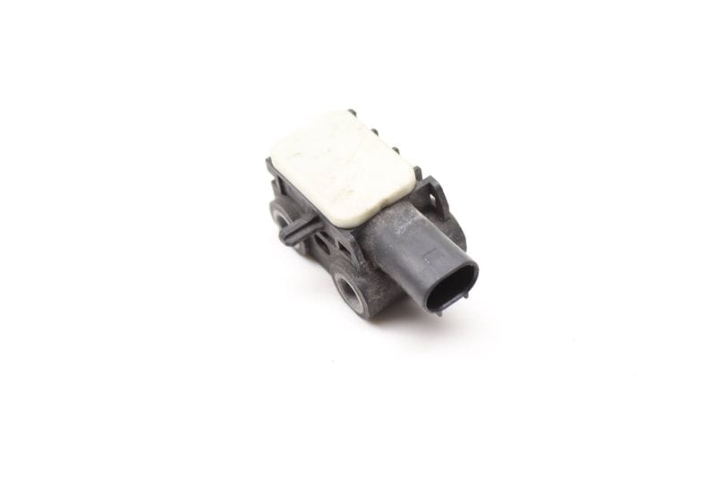Impact / Crash Sensor 65779152262 — Used (SKU 561829)