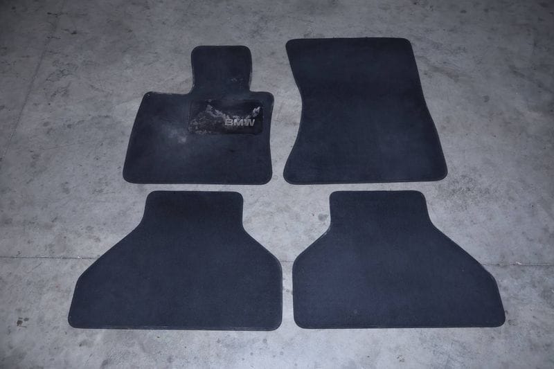 Carpet Floor Mat Set 82110439409 — Used (SKU 674307)