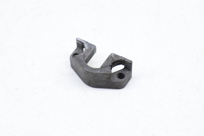 Fuel Injector Bracket / Flange 13537792722 — Used (SKU 674012)