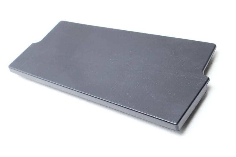 Glove Box Cover Trim 51167161768 — Used (SKU 674092)