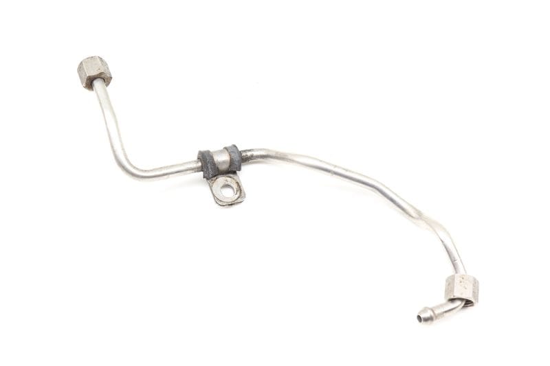 High Pressure Fuel Line / Pipe 13537576778 — Used (SKU 561926)