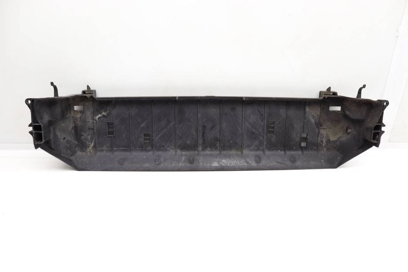 Lower Radiator Carrier Cover 17117795909 — Used (SKU 561799)