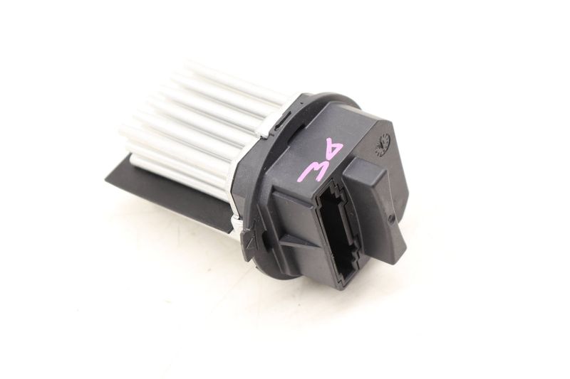 Blower Motor Resistor 64116949645 — Used (SKU 496853)