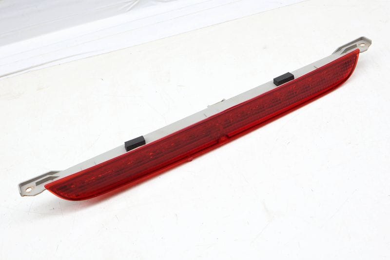Center / Third Brake Light 63257272967 — Used (SKU 674123)