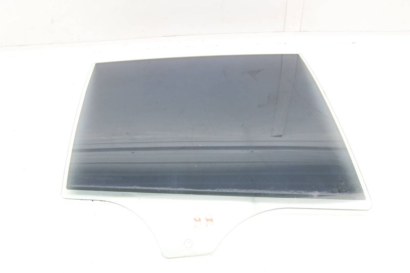 Door Window Glass 51357137024 — Used (SKU 372861)