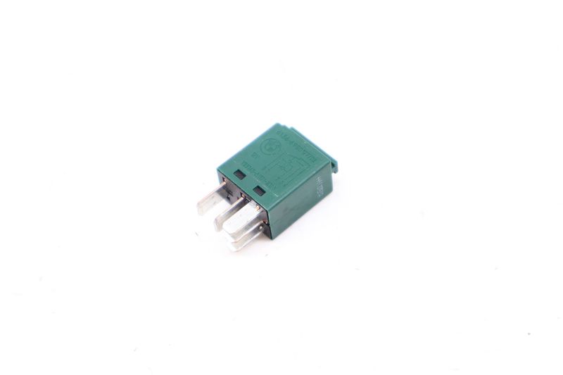 Relay 61366980177 — Used (SKU 674054)