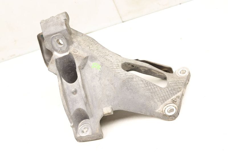 Engine Mount Bracket 22116797921 — Used (SKU 496891)