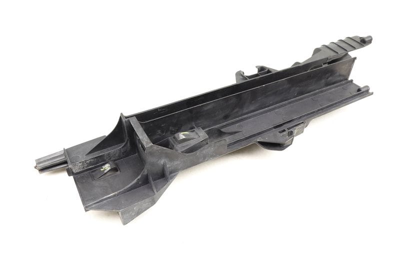 Radiator Module Carrier / Cover 17117799762 — Used (SKU 510564)