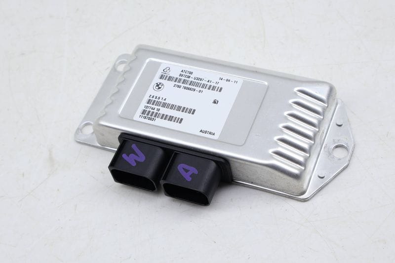 Transfer Case / Box Control Module 27607606629 — Used (SKU 673977)