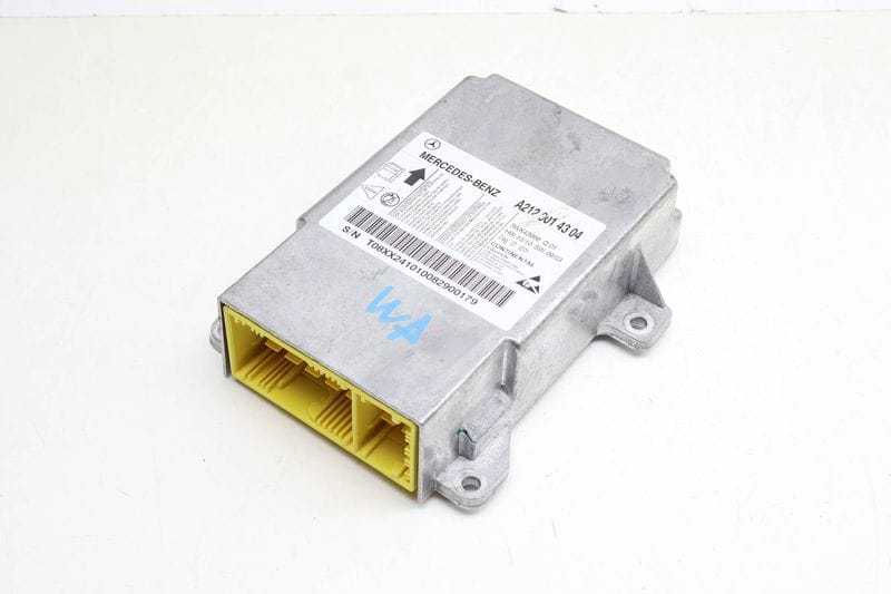 Airbag / Air Bag Control Module 2129014304 — Used (SKU 691011)