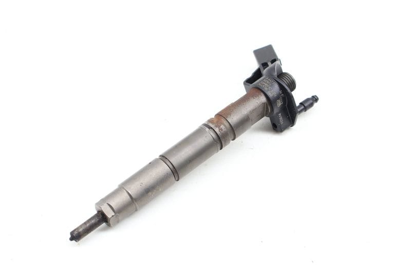 Diesel Fuel Injector 6420701487 — Used (SKU 691028)
