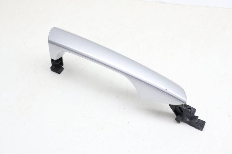 Exterior Door Handle 2047600270 — Used (SKU 691153)