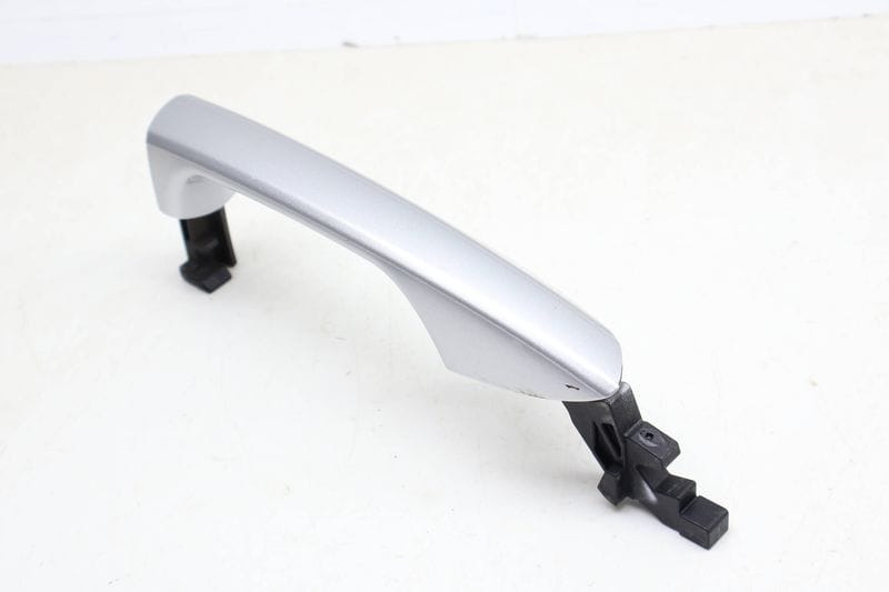 Exterior Door Handle 2047600270 — Used (SKU 691155)