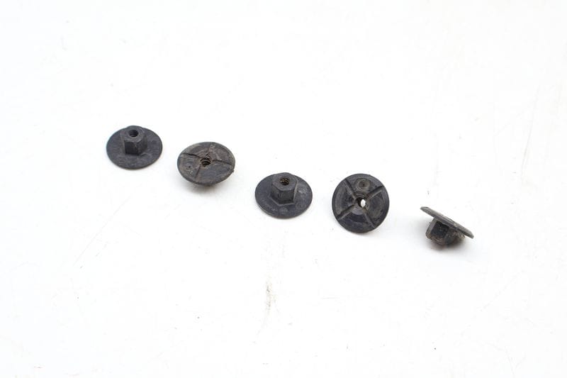 Plastic Nut / Fastener Set (5) 2019900050 — Used (SKU 691121)