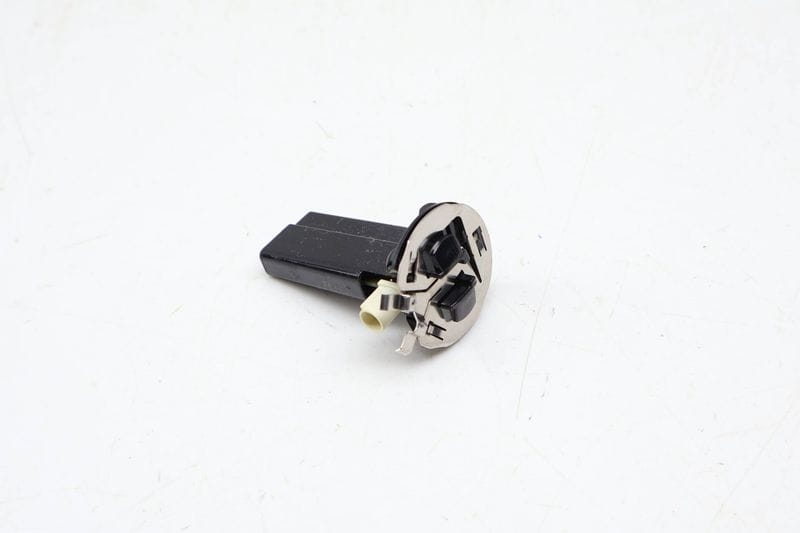 Antenna Amplifier 2048205575 — Used (SKU 690990)
