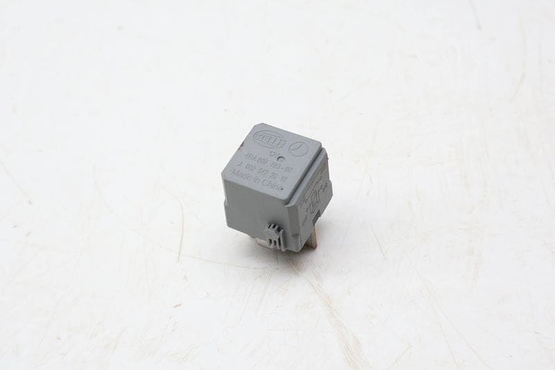 Relay 0025422619 — Used (SKU 690998)