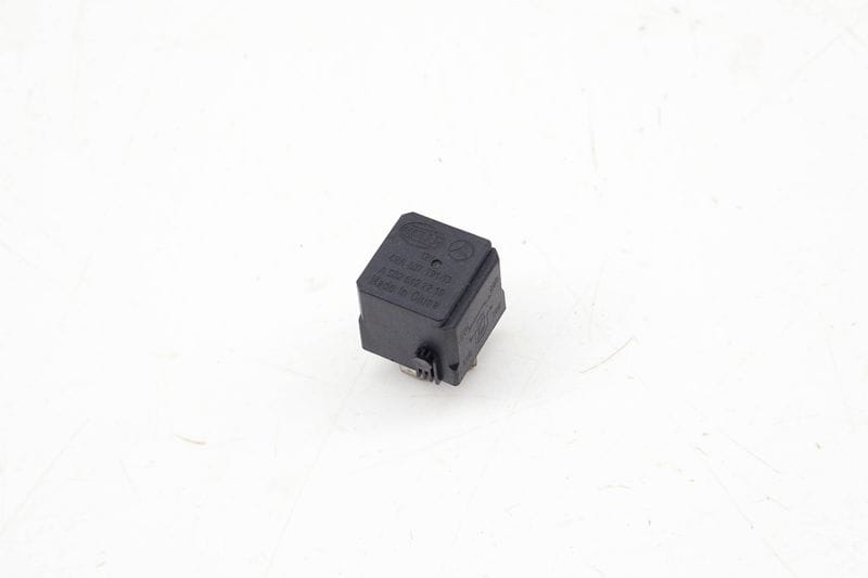Relay 0025427219 — Used (SKU 691107)