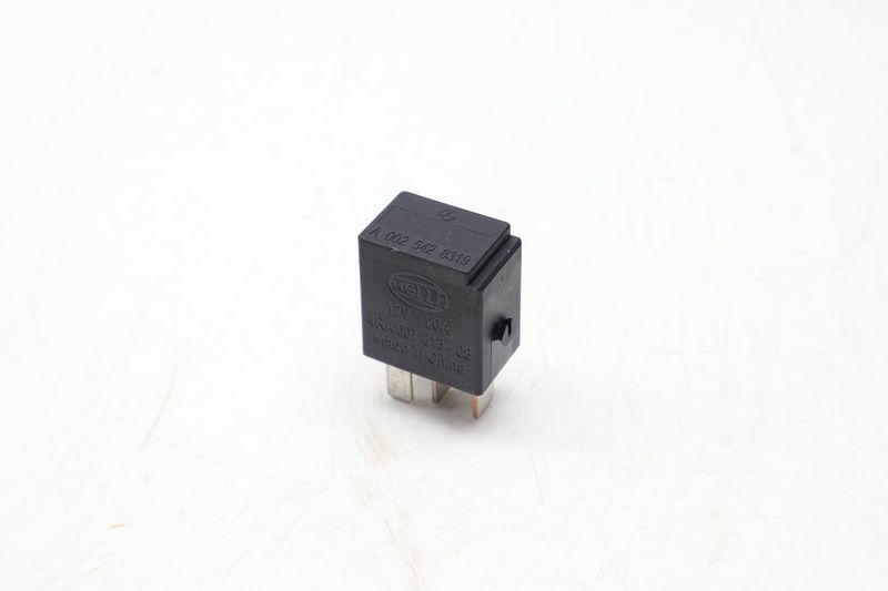 Relay 0025428319 — Used (SKU 690993)