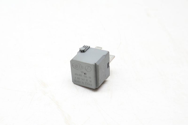 Relay 0025428719 — Used (SKU 691008)