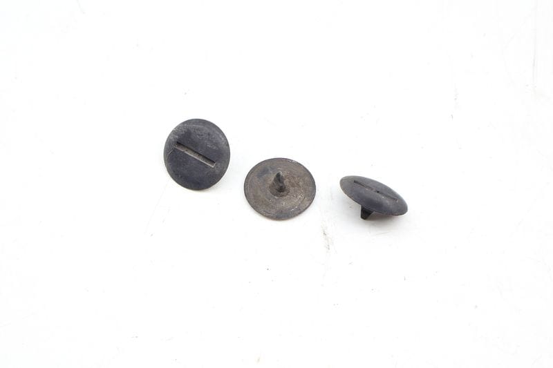 Side Skirt Clip Set (3) 0009917498 — Used (SKU 691123)