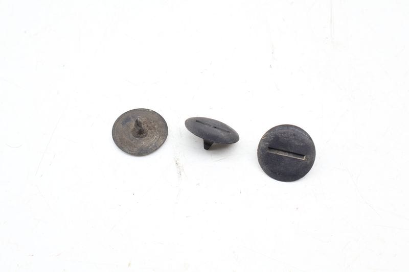 Side Skirt Clip Set (3) 0009917498 — Used (SKU 691124)