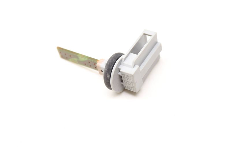 Air Temperature Sensor 3D0907543A — Used (SKU 463414)
