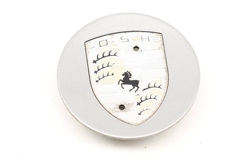 Wheel Center Cap 7P5601149A — Used (SKU 432180)