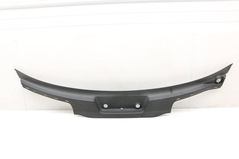 Windshield Cowl / Water Deflector / Rain Tray 7P5819401B — Used (SKU 398414)