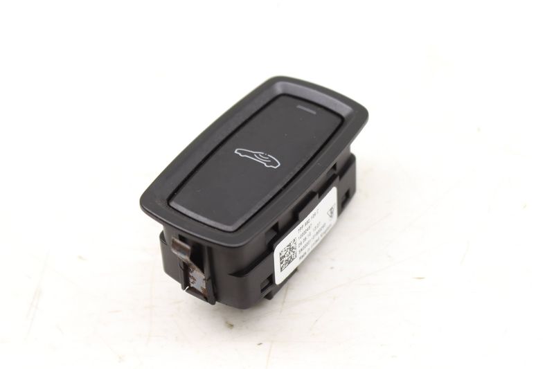 Anti-Theft Alarm Button / Switch 7PP962109C — Used (SKU 543336)