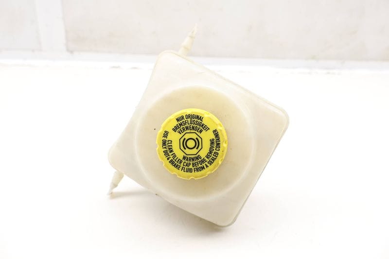 Brake Fluid Reservoir / Tank 97035501300 — Used (SKU 608531)