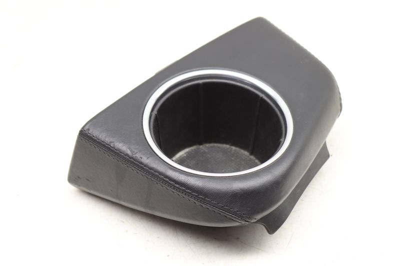 Center Cup Holder 97055338100 — Used (SKU 543464)