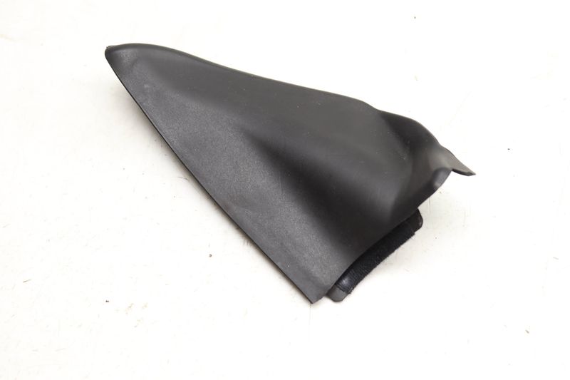B Pillar Trim / Cover (INTERIOR) 97053753500 — Used (SKU 543413)