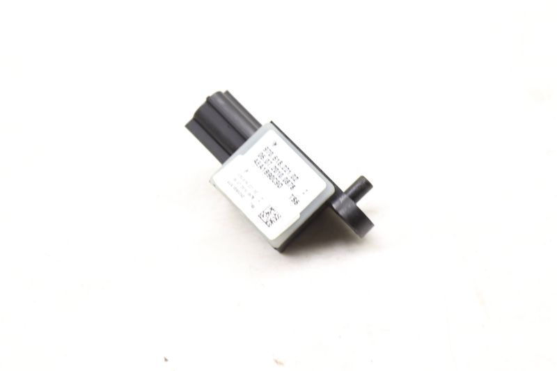 Impact / Crash Sensor 97061822102 — Used (SKU 543242)