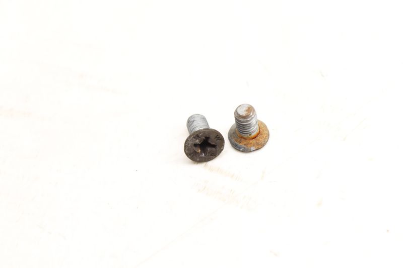 M6X12 Brake Rotor Screw / Bolt Set (2) 90026904703 — Used (SKU 543590)
