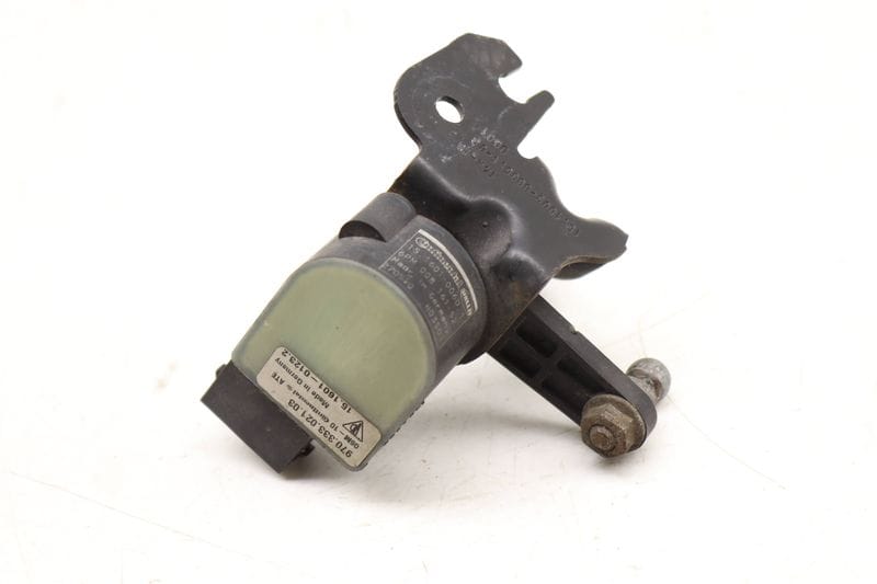 Headlight / Suspension Leveling Sensor 97033302103 — Used (SKU 543292)