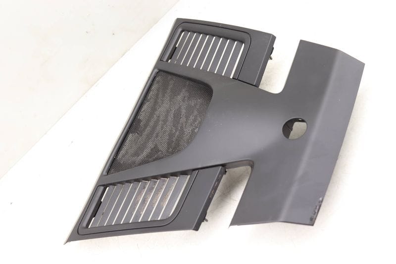 Upper Center Dash Trim / Panel 97055215101 — Used (SKU 543485)