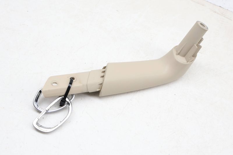 Door Pull / Grab Handle 3C8867179A — Used (SKU 667206)