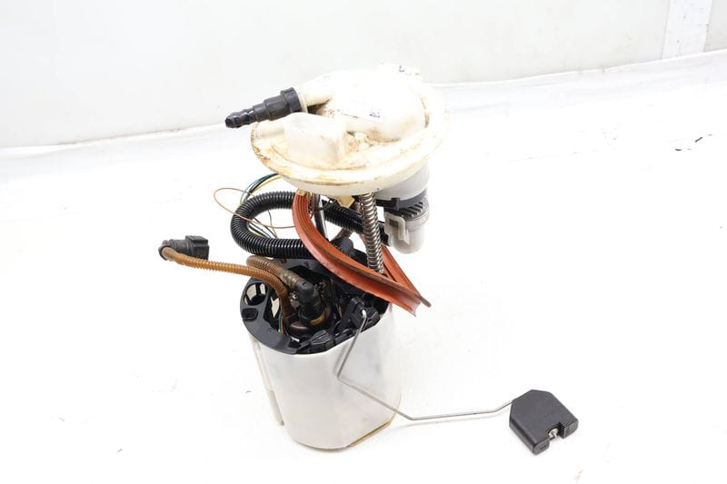 IN-Tank Fuel Pump Assembly 3C0919051AK — Used (SKU 667507)