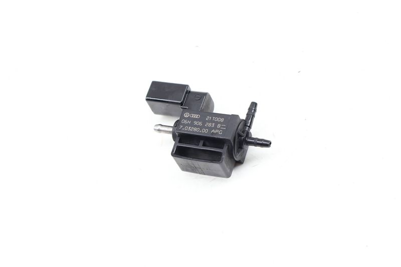 Solenoid Valve 06H906283B — Used (SKU 667329)