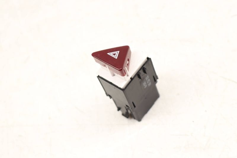 Hazard Switch / Button 3C8953509 — Used (SKU 533013)
