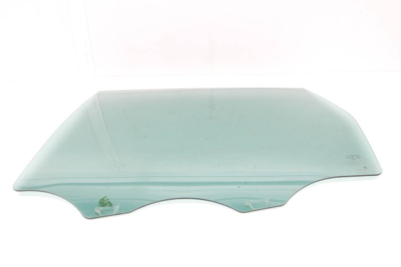 Door Window Glass 7P6845025A — Used (SKU 323754)
