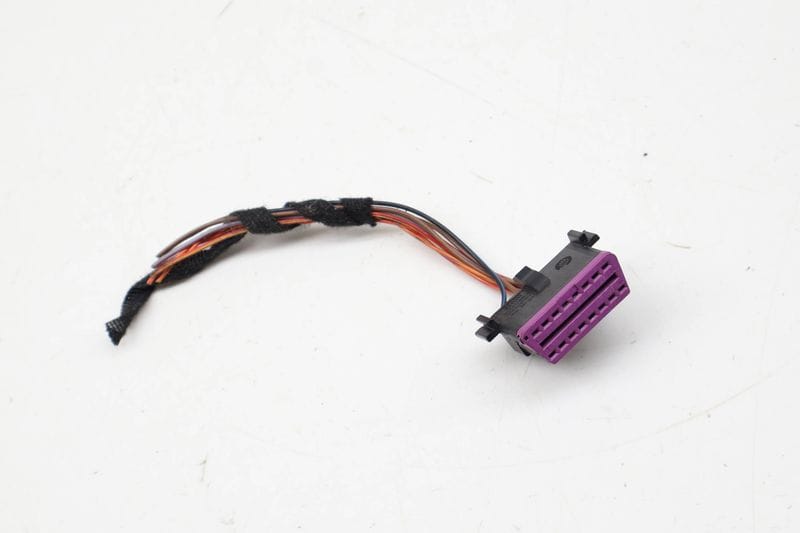 16-PIN Obd-II Diagnostic Port Connector / Pigtail 3A0972695A — Used (SKU 724737)