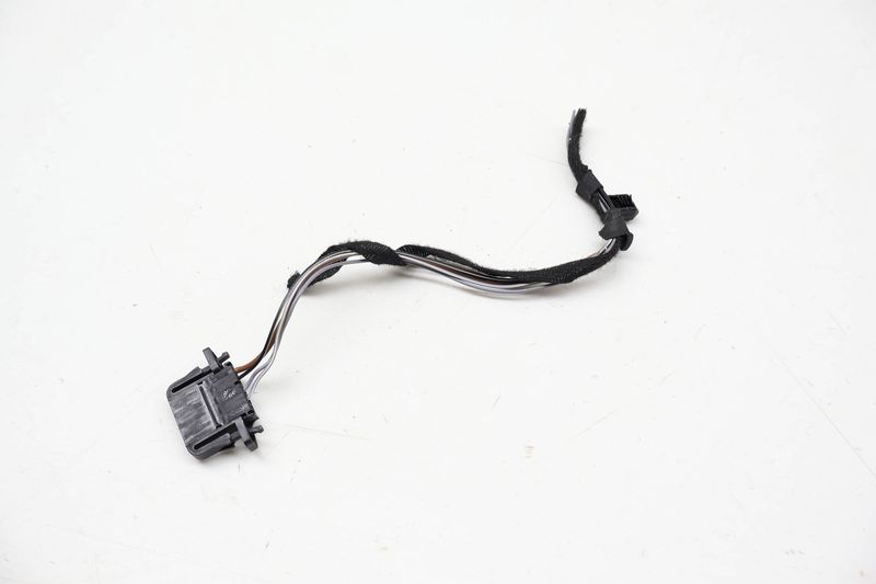 5-PIN Wiring Harness Connector / Pigtail 3B0972705 — Used (SKU 724965)