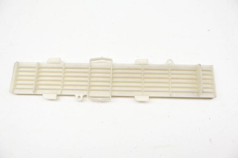 Cabin Air Filter Cover 8K0819422A — Used (SKU 724855)