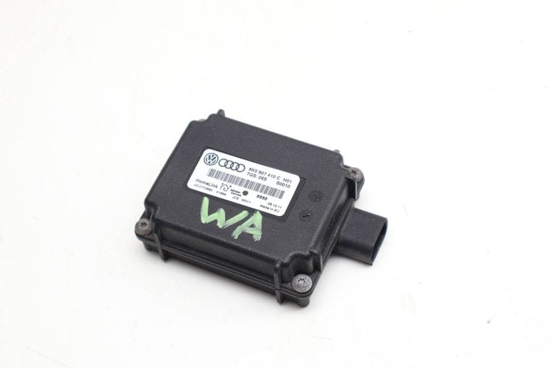 Homelink Garage Door Control Module 8K0907410C — Used (SKU 724757)